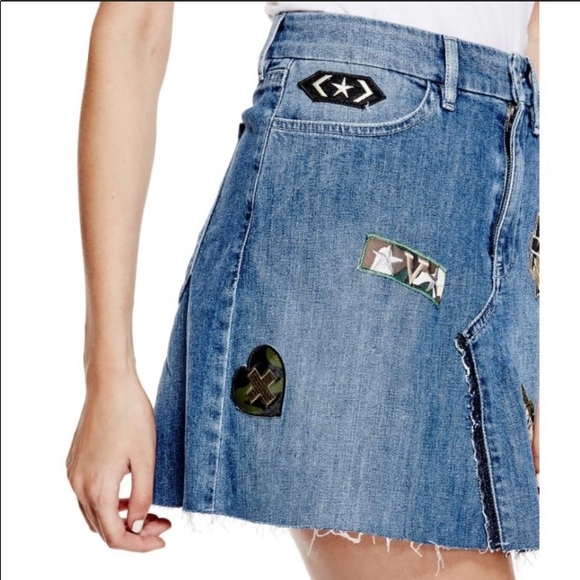 NEW GUESS Patched Denim Skirt 25 - Picture 3 of 16